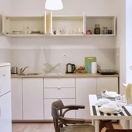 Apartment Quiet Studio In City Center *