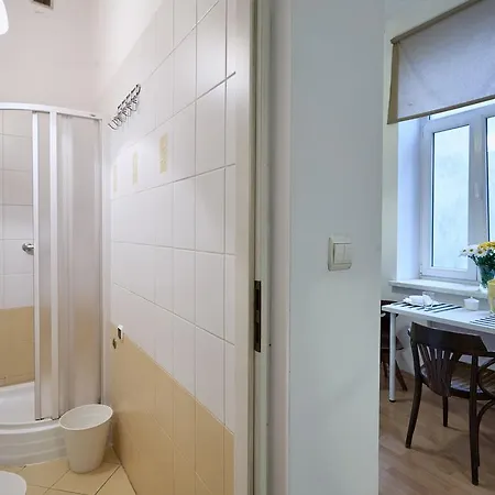 Quiet Studio In City Center *